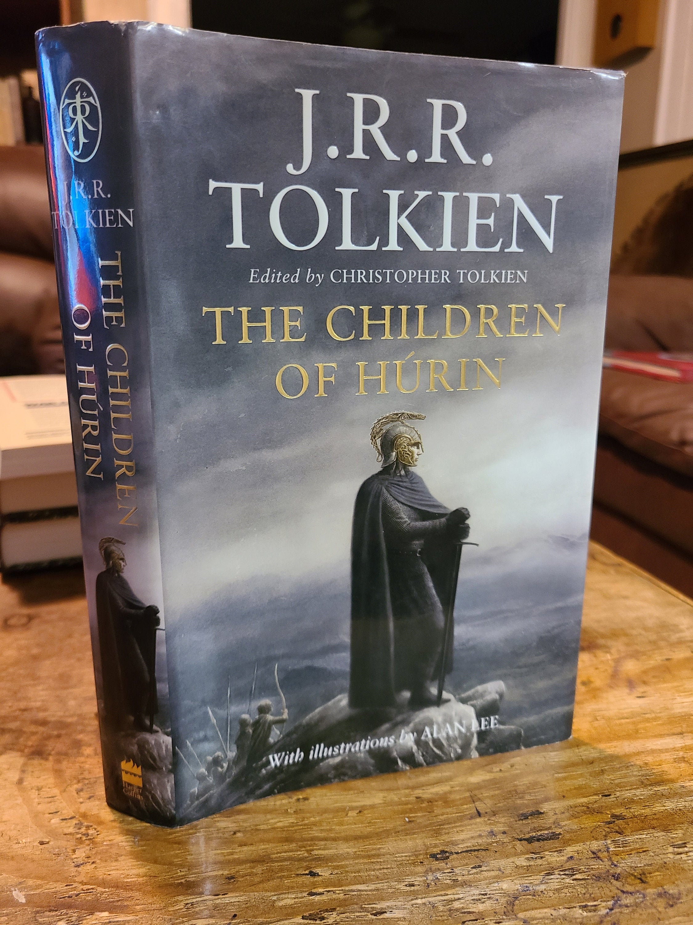 The Children of Húrin by J. R. R. Tolkien, Alan Lee, Paperback