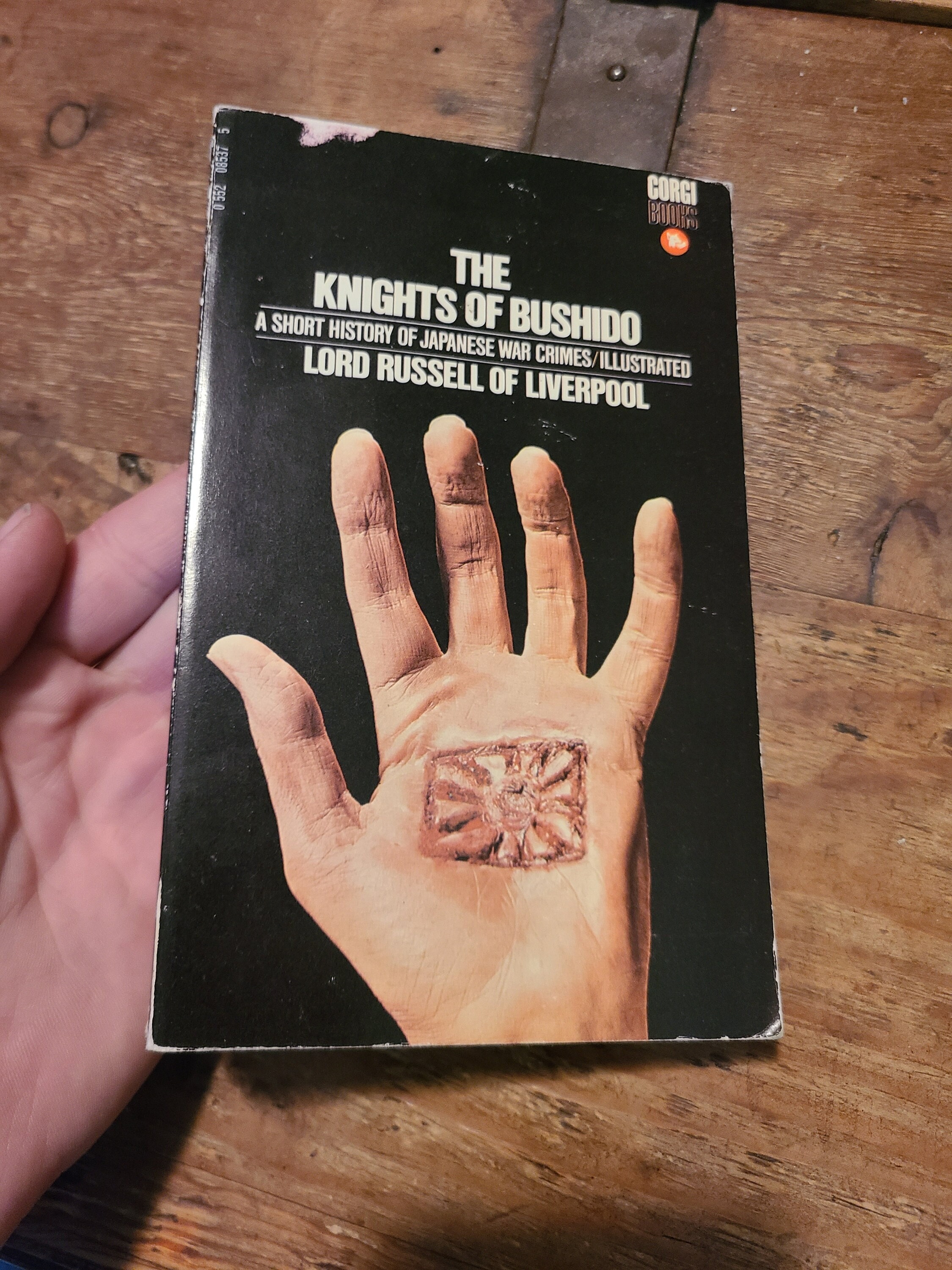 The Knights of Bushido: Japanese War Crimes History, 1973 Corgi