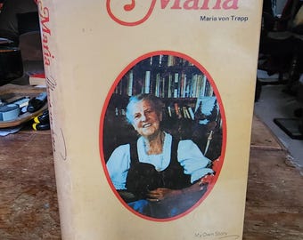 Gesigneerd. Maria. Maria van Trapp. 1972. Eerste editie.