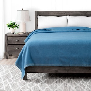 Poyet Motte Rivoli Oversized 400GSM Medium weight 100% Wool Blanket, Full/Queen Size, Blue – Made In France