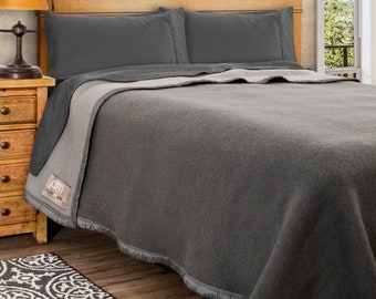 Poyet Motte Aubisque Oversized 500GSM Heavyweight 100% Wool Blanket, Twin Size, Grey/Light Grey – Made In France