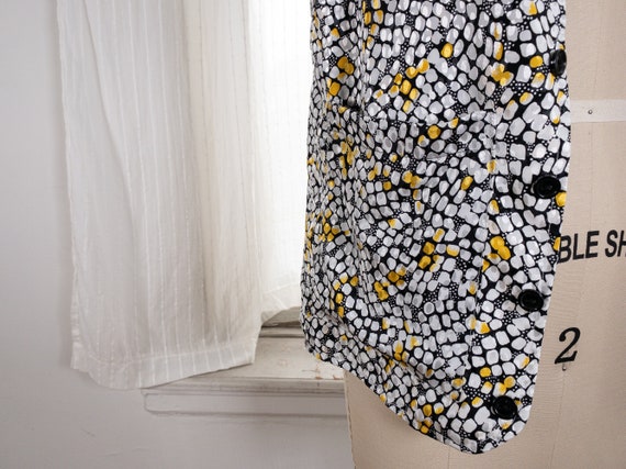 geometric mosaic print pocketed vest - image 9