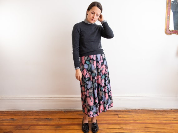 sketched floral print stitched pleat midi skirt - image 5