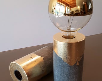 Concrete lamp with gold leaf “La Tube”