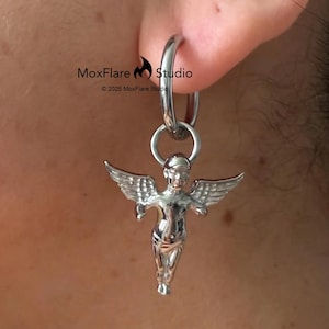 Pendientes de aro de ángel querubín de plata, pendientes huggie, joyería gótica, pendientes góticos