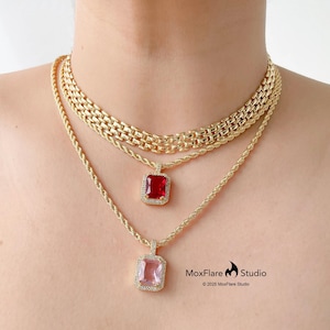 Collar de oro con colgante de rubí, collar llamativo, colgante cuadrado, colgante rosa, collar baguette, collar hecho a mano, collar en capas