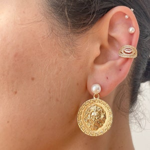 Vintage Earring, Oversized Earrings, Lion Earrings, Coin Earrings, Pearl Earrings,  Statement Earrings, Mothers Day Pearl Stud Earrings