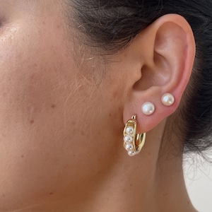 Gold Hoop Earrings, Dainty Hoops, Pearl Earrings, Pearl Hoops, Chunky Hoops, Bridesmaids Jewelry, Small Pearl Earrings, Christmas Gift