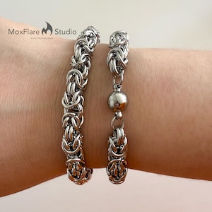 Silver Stainless Steel Bracelet for Men and Women, Magnetic Closure bracelet, Chain Bracelet, Chunky bracelet, Gift