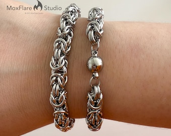Silver Stainless Steel Bracelet for Men and Women, Magnetic Closure bracelet, Chain Bracelet, Chunky bracelet, Gift