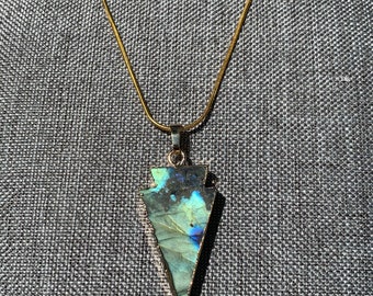 4 pcs Natural Labradorite Pendant Bead,Plated Arrowhead Handmade Gemstone Peacock Shining Labradorite Arrow DIY Jewelry Making PD262