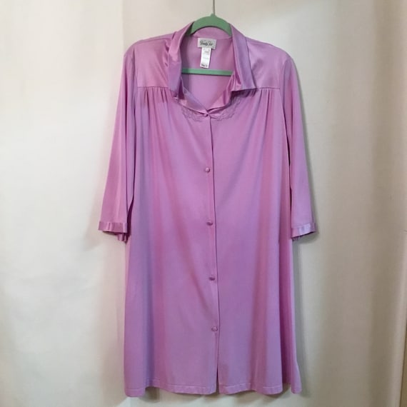 Vanity Fair Vintage Lavender Robe - Gem