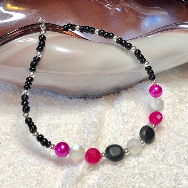 Fuchsia and Black anklet elegant summer wear. wired with clasp, gorgeous beads, seed beads, mermaid glass, and matte onyx. handmade, pretty