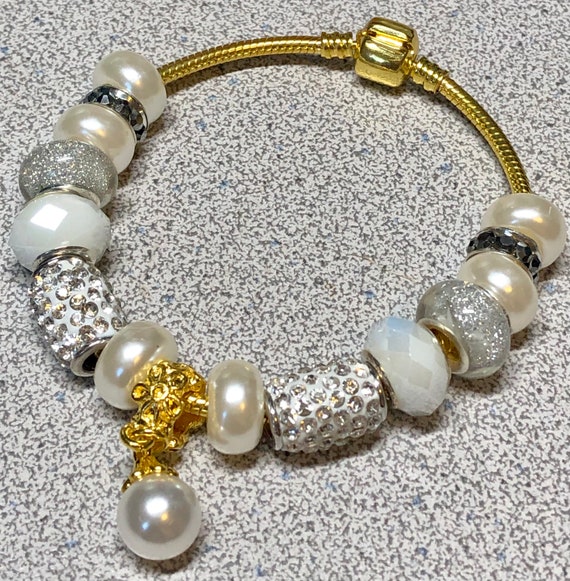 Plus Size Beauty Charm Bracelet Pandora Like. Pearl and Gold