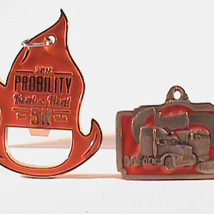2002 Peterbilt Keychain By Cyrk Inc And Probility Beat The Heat 5k Walk Run Bottle Opener Keychain