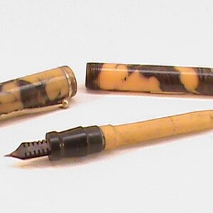 Pluma estilográfica vintage mini de 4 pulgadas con plumín de acero inoxidable galés imagen 2