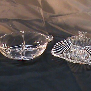 Vintage HEISEY 8 inch helder glas verdeelde schotel en 6 1/2 inch helder glas behandeld Bon Bon plaat geen chips geen scheuren