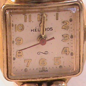 Vintage Women&#39;s HELBROS Watch 10k RGP Bezel Needs Battery Or For Parts