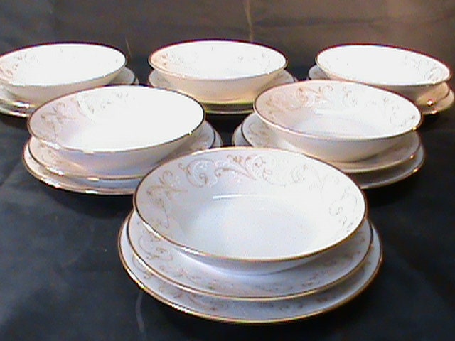 Noritake White China With Silver Trim New Zealand - Main Image