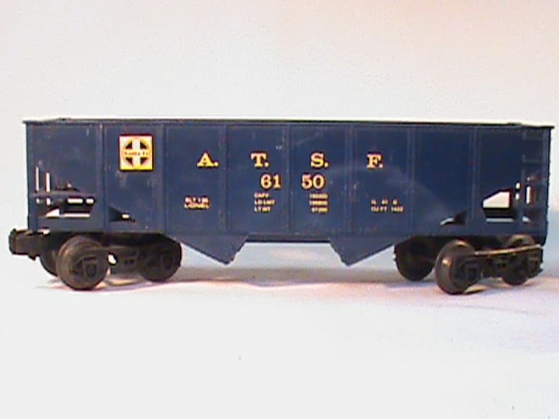 6vintage LIONEL O Scale Train Cars Caboose Flat Car Coal Car Box Car