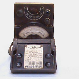 Vintage Weston Electric A.C. Voltmeter Model 330