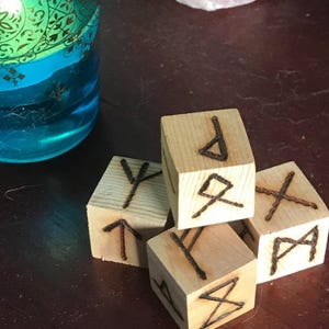 RUNES Elder Futhark Dice Reading - personalised PSYCHIC “Viking” Divination