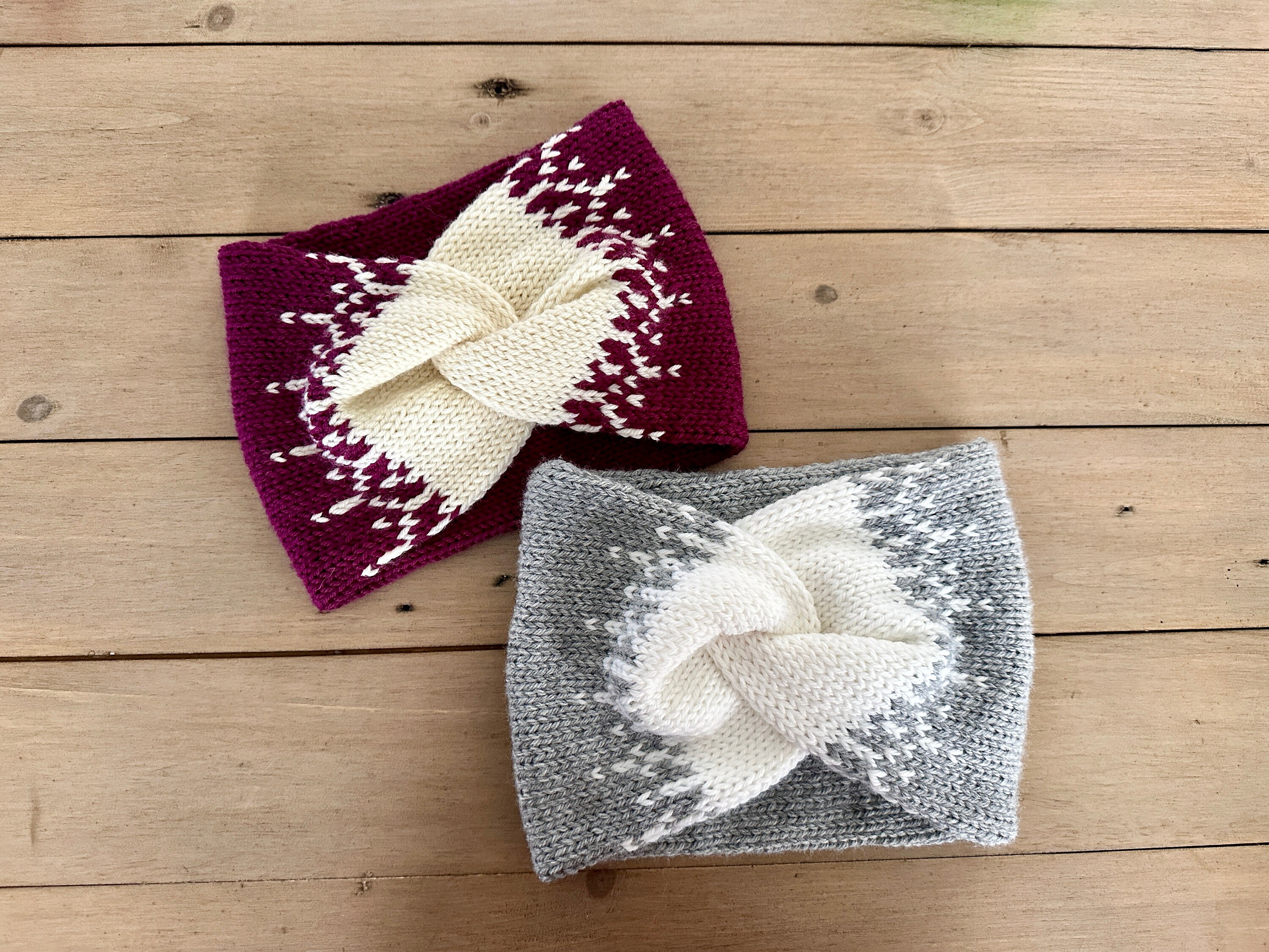 Women's Hand-knit twisted ear warmer// Hollyberry headband// Women's winter cozy ear warmer