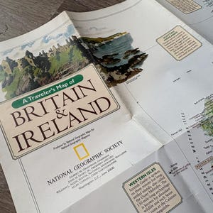 Carte vintage de la Grande-Bretagne et de l'IRLANDE, et Londres touristique. Grand, plié à plat, recto-verso. 20,25 x 31 pouces. National Geographic, 2000.