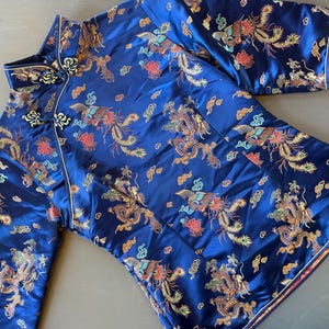 Vintage Chinese Satin Samfu Blouse: Dragon Design, Mandarin Collar (L/XL)