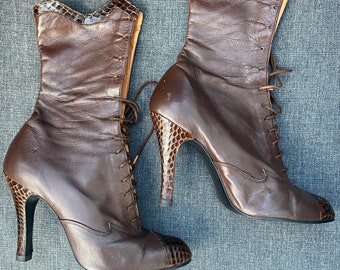 Botas Dita Killer de tacón alto vintage de los años 40 y 50, color marrón, con cordones y puntera de piel exótica, glamonatrix, talla 3-4 (Reino Unido)