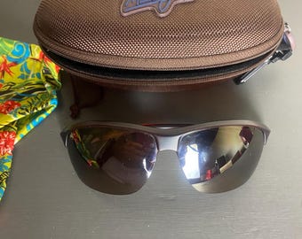 Gafas de sol polarizadas envolventes unisex Maui Jim Middles MJ 42826 M 71/17-116 fabricadas en Japón