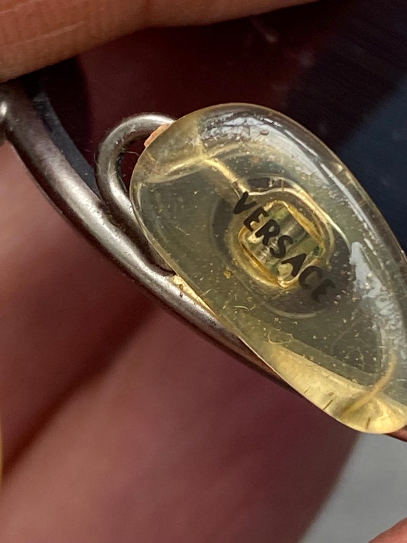 Vintage 1990-tals Y2K Gianni Versace solglasögon Mod S09 grå runda ovala glas i John Lennon-stil bild 6