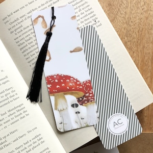 Fly Agaric Mushroom Bookmark: Hand-Drawn Red Spotty Fungi