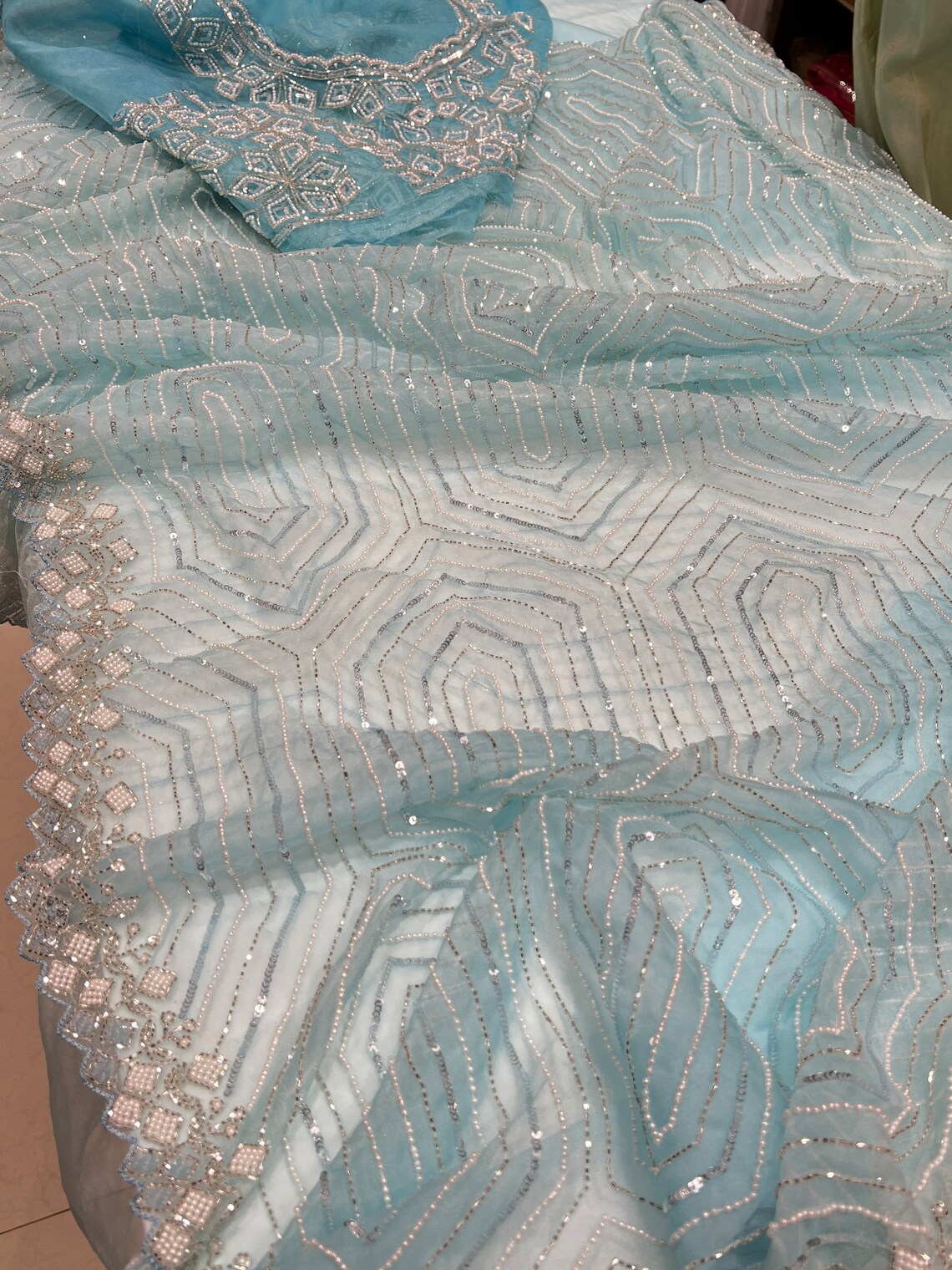 Blue Embroidered Organza Saree With Unstitched Blouse Piece