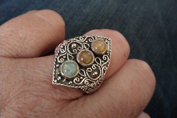 Vintage 18k and Sterling Silver Triple Opal Bali … - image 4