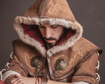 Capucha vikinga. Capa de piel medieval para traje de armadura vikinga.