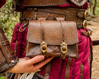 Brown Leather Pouch - HW-701160 - LARP Distribution