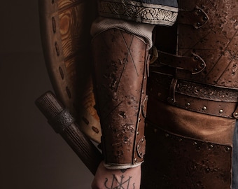 Leather LARP Bracers: Renaissance Witcher Style Armor