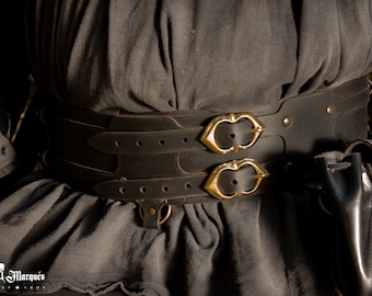 Black medieval leather belt for larp. Basic accesorry inspired in witcher. The Witcher belt