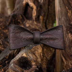 Steampunk bowtie handmade with leather. Wedding bowtie.