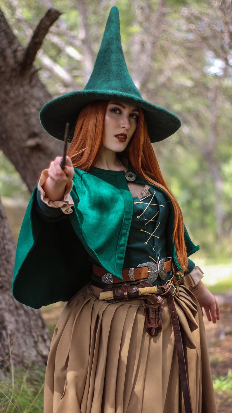 Portapergaminos de cuero marrón para larp. Brujas, magos o alquimistas arcanos imagen 6