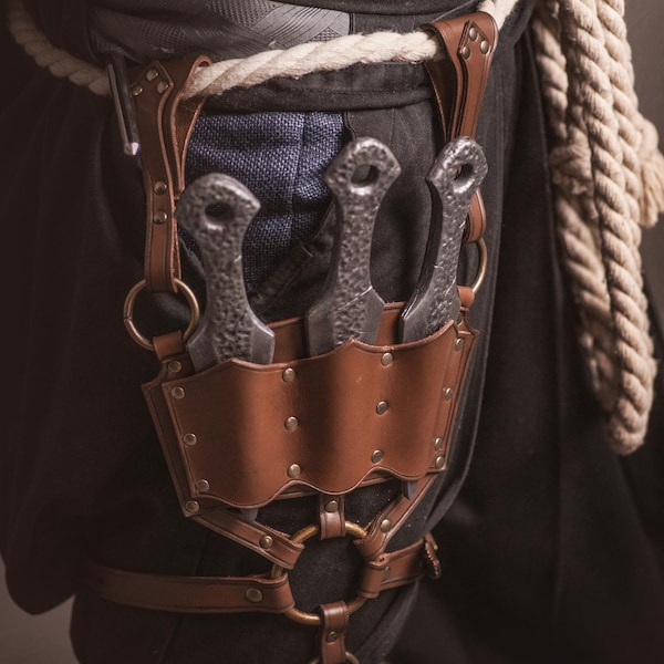 Leather Thigh Holster: Assassin LARP Kunai Sheath, Knives Included