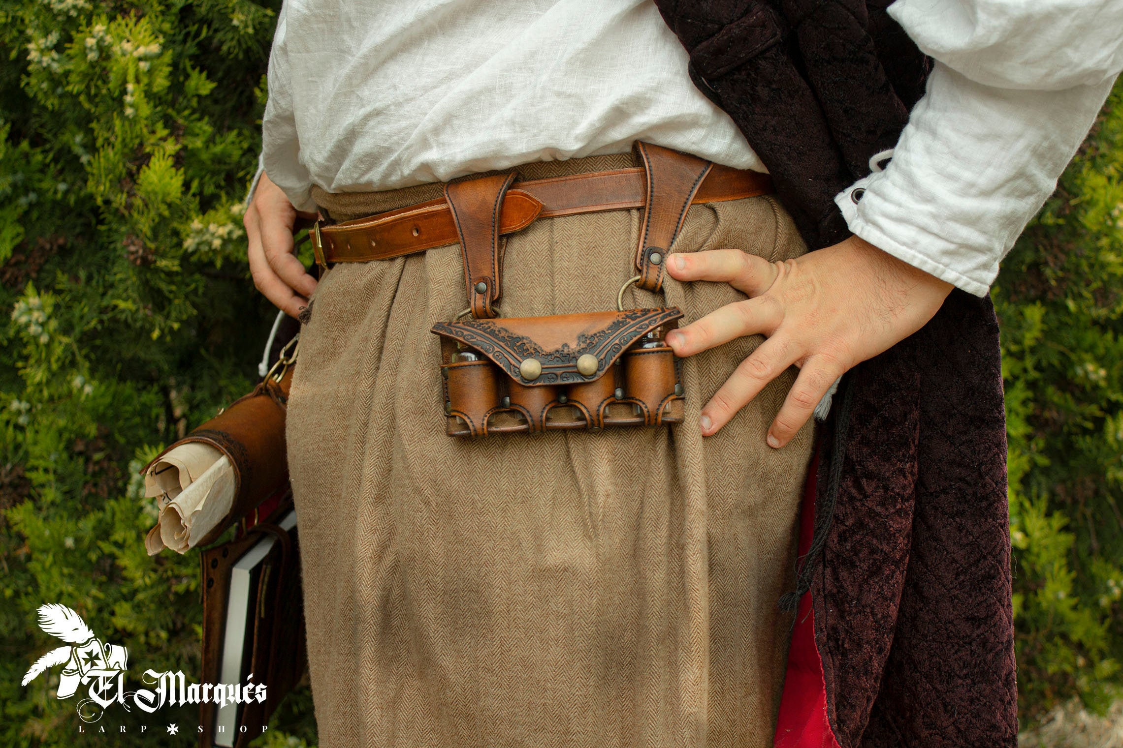 5 Pc Medieval Belt Set - Renaissance Costume With Pouch, Arm Guards, Potion Bottle (Brown)