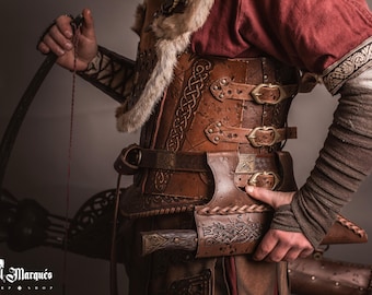 Vaina Seax Vikinga para LARP: Funda de cuero artesanal con grabados