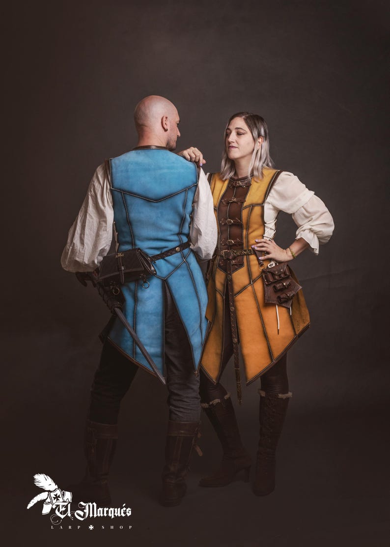 Pocimero de cuero marrón con portapergaminos para larp alquimista, kit de bruja o cosplay mágico imagen 5