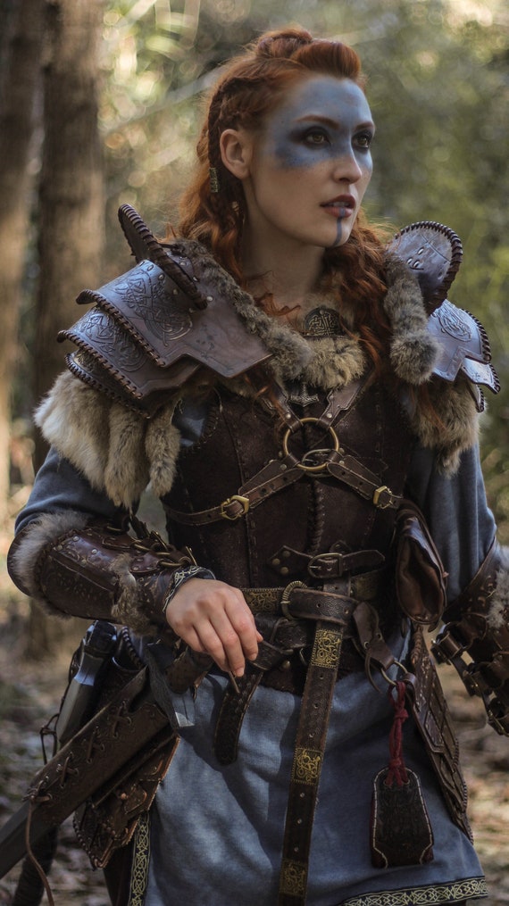 Hombrera de cuero estilo fantasía vikingo para larp y cosplay