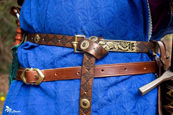 Medieval Leather Belt Accesory for Larp or Cosplay. Medieval Belt