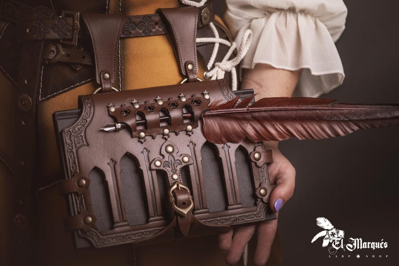 Läderbokhållare för bälte: Renaissance Fair LAIV Spellbook Case bild 6