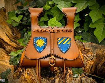 Medival belt pouch larp. Leather bag with custom shields.