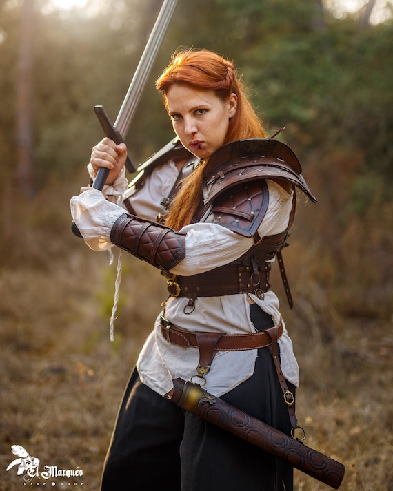 LARP 女性用鎧 ウィッチャー コスプレ ブラウン、コスチューム